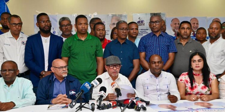 Grupos magisteriales se unen para participar en elecciones de ADP