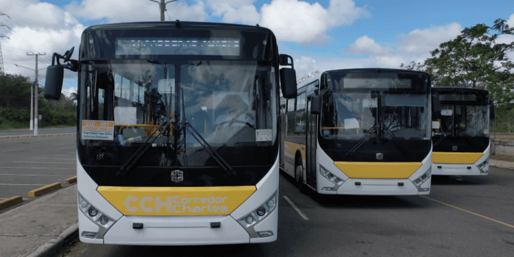 Transportistas de la Charles de Gaulle irán al Palacio a plantear intervención