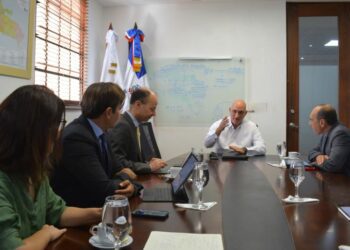 Gobierno y BM impulsan proyectos clave en sectores estratégicos