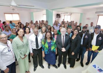 Interior y Policía lanza campaña para el uso responsable de fuegos artificiales