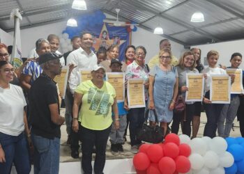 Villa Faro honra a los mártires del Club Héctor J. Díaz