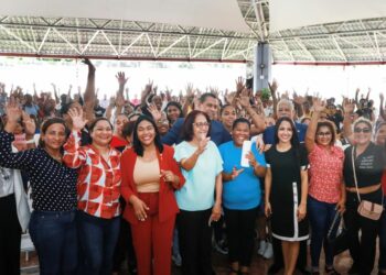Incorporan 217 mujeres a la Canasta Digital Social en SDO