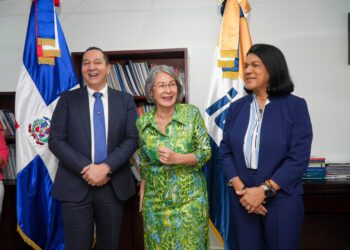 Jesús Andújar impulsa cambios en educación dominicana