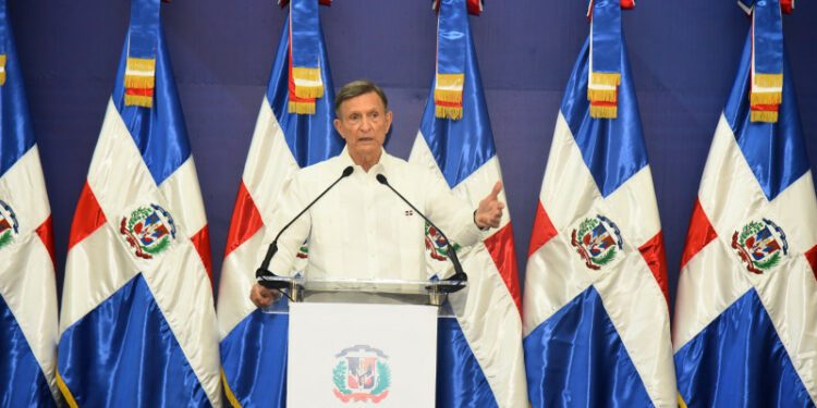 Roberto Álvarez habla en detalles sobre visas a haitianos