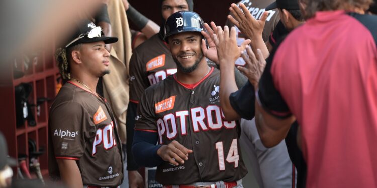 Gigantes del Cibao Superan a Estrellas en Pretemporada