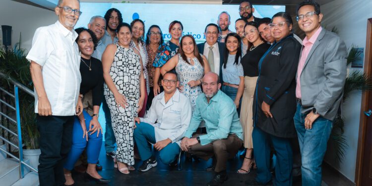 Centro Médico Aguasvivas celebra 50 años de excelencia