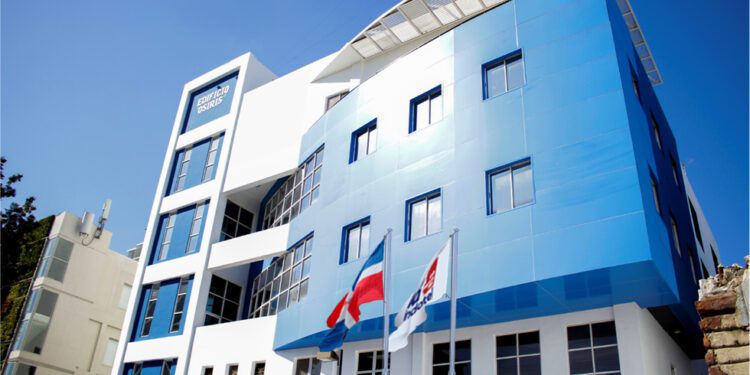 RD$300 millones para frenar crímenes cibernéticos desde cárceles