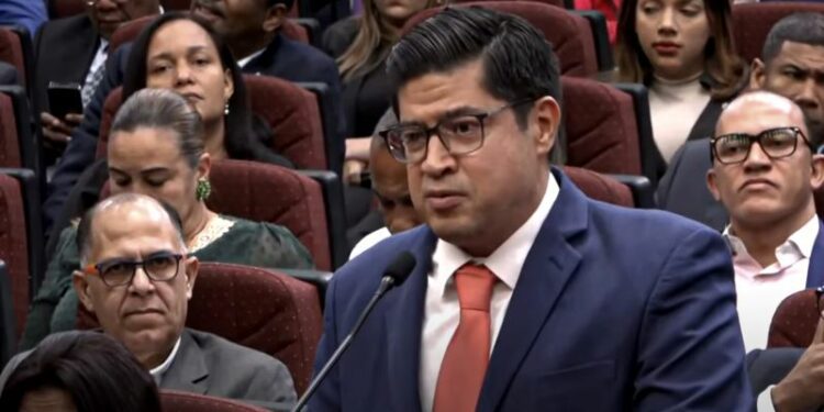 Bancos Múltiples: proyecto fiscal amenaza ahorro y estabilidad económica del país