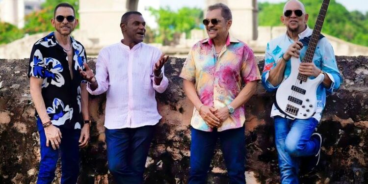 Los Hermanos Rosario y  "El Canario" presentan "La Cleptómana" salsa