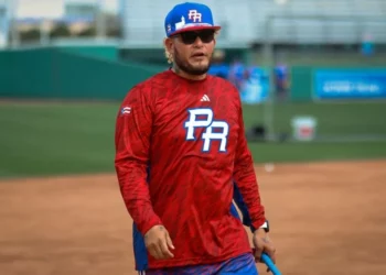 Yadier Molina traería tres entrenadores a las Águilas y uno de ellos es Rafael Furcal