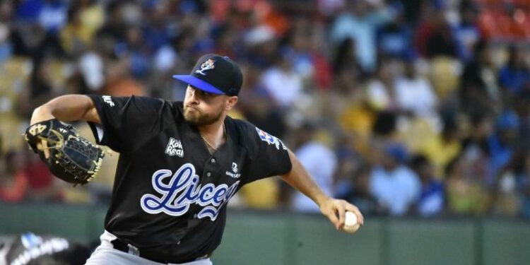 Tigres blanquean a las Águilas en el Estadio Cibao