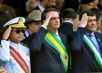 Brasil, militares y la extrema derecha: un quiebre histórico