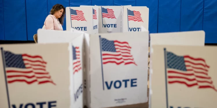 EEUU vive tensa jornada electoral con llamados a la calma y alta participación