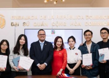 Concurso académico en Vietnam honra legado de las Hermanas Mirabal
