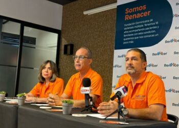 La alerta fue externada por directivos de Renacer Fundación Dominicana de Esclerosis Múltiple, y por personas con esta condición clínica que exigen su derecho a la salud.