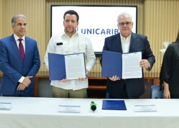 UNICARIBE y Comisión Nacional de Golf firman Convenio Colaboración