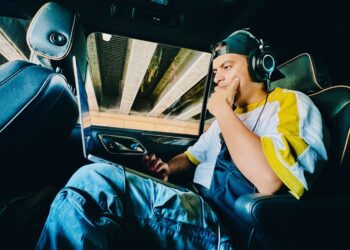 Alex Castillo Vásquez: El talento latino tras el éxito “Soltera” de Shakira