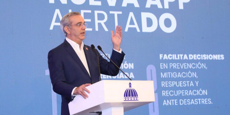 Presidente Abinader presenta plan de respuesta ante tormentas