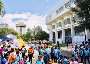 Actividades del sábado de la XXVI Feria Internacional del Libro Santo Domingo