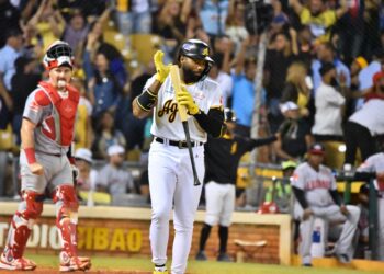 Águilas Cibaeñas vencen a Leones en un juego de 21 carreras