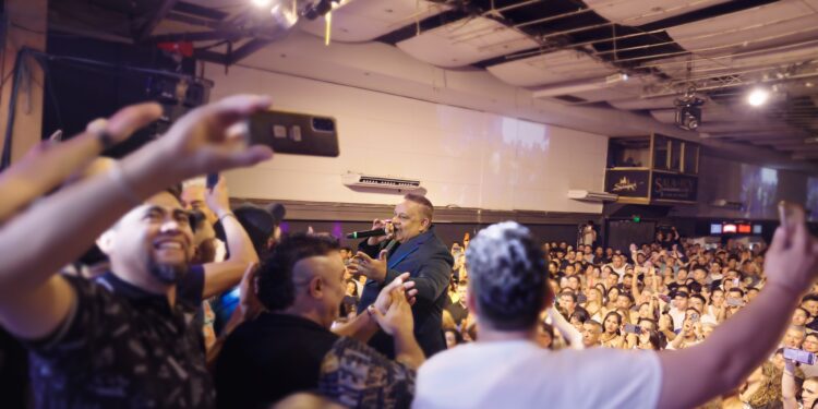 El merengue de Peña Suazo conquista la tierra del tango