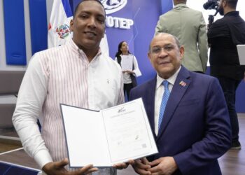 Más de 120 ejecutivos se fortalecen frente a desafíos tecnológicos de sus empresas