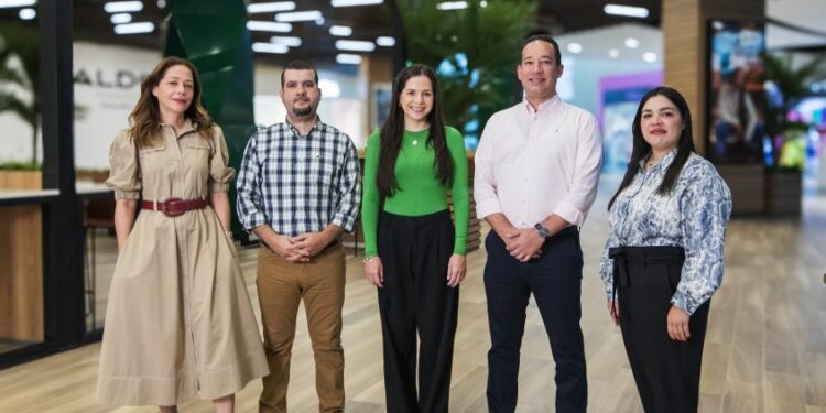 Megacentro estrena nueva zona comercial exclusiva