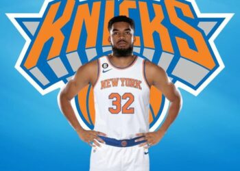 Karl Towns promedia 29.6 puntos y 14 rebotes en últimos cinco partidos