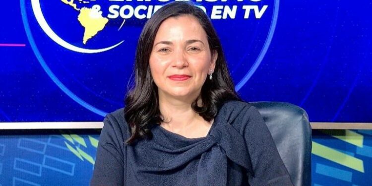 Economista alerta sobre publicidad engañosa y malas prácticas financieras