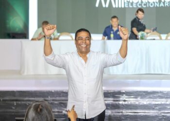 Ratifican a Víctor D’ Aza en Liga Municipal Dominicana