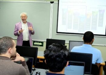 RD apunta alto: creará comunidad de profesionales en semiconductores 