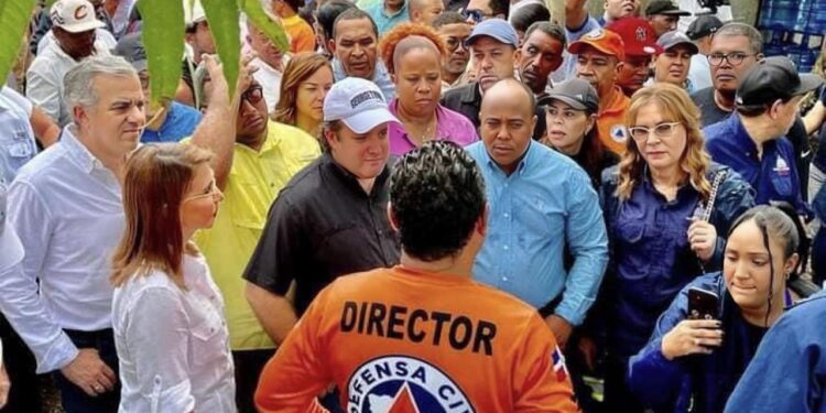 Ministro Paliza encabeza recorrido en zonas afectadas por lluvias Cabarete 
