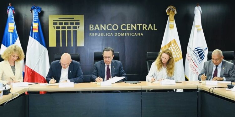 Unión Europea dona fondos para fortalecer sistema financiero verde