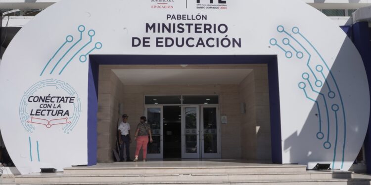 Minerd instala buzones de denuncias para fortalecer la transparencia