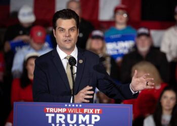 Renuncia un candidato de Trump acusado de comportamiento sexual inapropiado