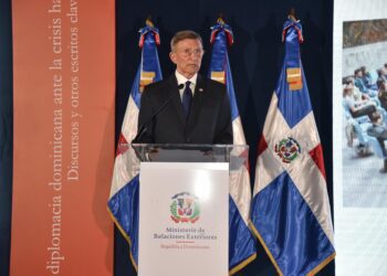 MIREX lanza libro sobre diplomacia dominicana frente a crisis haitiana