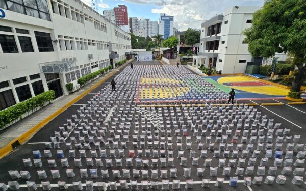Determinan trazabilidad 9.8 toneladas de cocaína decomisadas