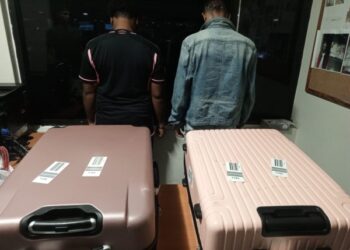 Detienen a dos en AILA traían 35 paquetes de marihuana desde Miami