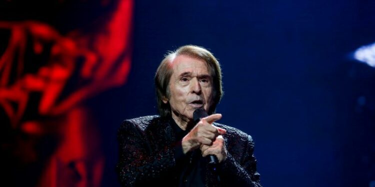 Raphael, ingresado en el hospital tras sufrir un accidente cerebrovascular