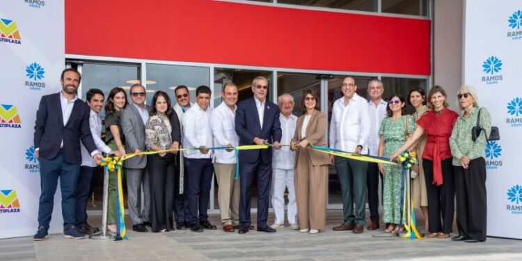 Grupo Ramos inaugura nueva Multiplaza en Santo Domingo Este
