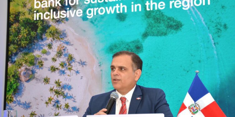 CAF aprueba 36 créditos por US$7,658 millones bajo liderazgo de RD