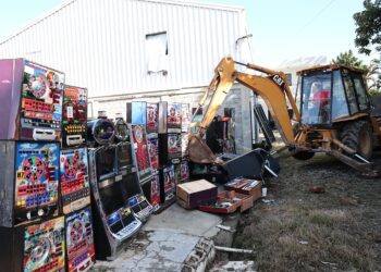 Gobierno intensifica lucha contra el juego ilegal y destruye más de 1,700 equipos en RD