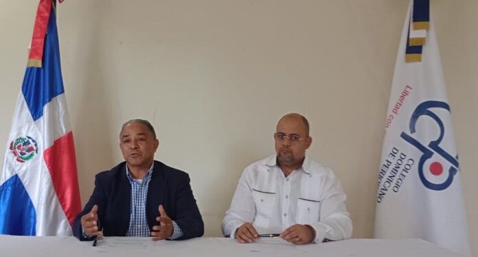 CDP y Fundación Cuayá firman acuerdo para capacitación en periodismo