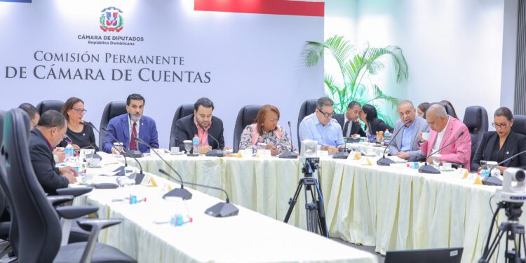 Diputados evalúan 91 postulantes para la Cámara de Cuentas