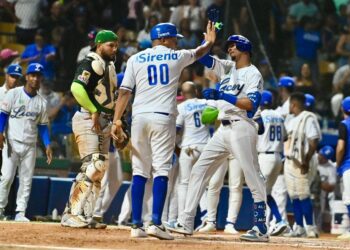 Alcántara conecta jonrón, pero Licey cae ante Estrellas