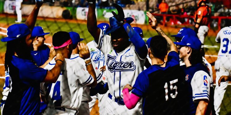 Tigres del Licey triunfan 6-0 sobre Toros del Este