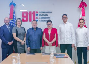 RD y EE. UU. firman acuerdo para expansión del Sistema 911