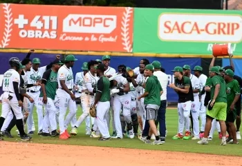 Gigantes del Cibao empatan el cuarto lugar tras una victoria clave