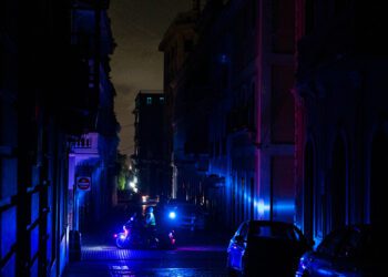 Más de 2 millones de puertorriqueños sin electricidad este martes