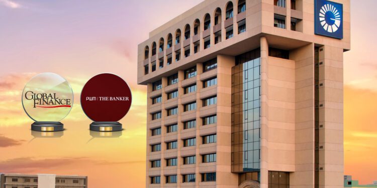 Banco Popular recibe reconocimiento como Mejor Banca Privada